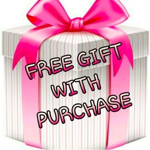 I DO give nice free gifts especially if I can’t get it shipped within 2 days 🏆